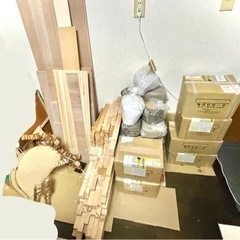 粘土、釉薬、木材
