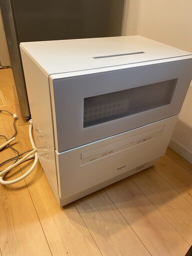 Panasonic 食器洗い乾燥機 食洗機 NP-TH4-W （5人用サイズ）