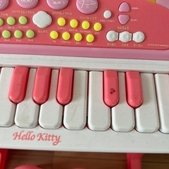 キティ　ピアノの画像