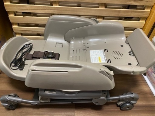 コンビ　ネムリラ電動(お値引き相談可)