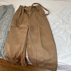 スカートパンツの画像