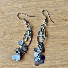 クリスタルクロスのキラキラピアス