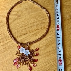 貴重アンティークビーズで作ったネックレスの画像