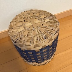 ラスト！割引き中！！　プランターカバー  ゴミ箱カバー。受け渡し場所変更します。 の画像