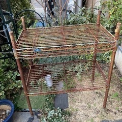 錆びたワイヤーラック　ルミナス　ガーデニングに　鉄屑の画像