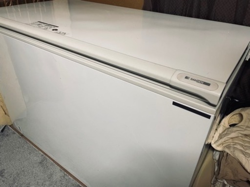 サンデン　業務用冷凍ストッカー　SH-500XB T-RAK