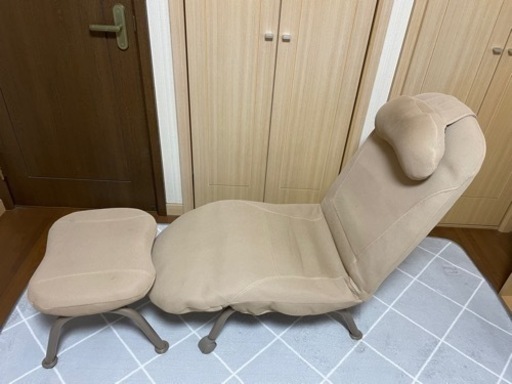 リクライニングチェア　オットマン付き