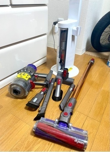 【お話中】DYSON CYCLONE V10 FLUFFY フロアドッグ・隙間ノズル付属