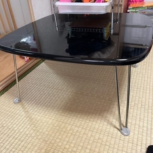 折りたたみテーブル