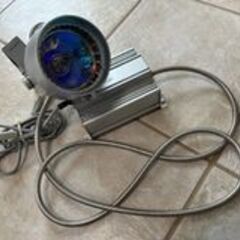 照明器具（中古）3種：メタハライドライト１、HIDライト１、蛍光灯１　計3基の画像