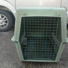 中型犬用カーゴゲージVARI KENNEL,値段交渉アリ。の画像