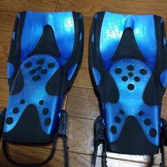 シュノーケリングフィン 青色⑦の画像