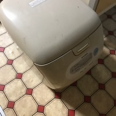 炊飯器とレンジ、レンジ台