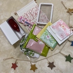 ハンカチ、雑貨など