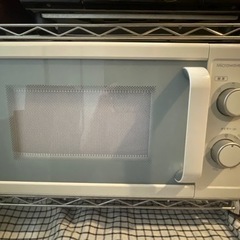 【家電 キッチン家電 電子レンジ】白い電子レンジ