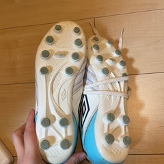サッカースパイク(子供用)umbro24.0cmの画像