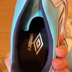 サッカースパイク(子供用)umbro24.0cmの画像