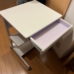家具 机　　　の画像