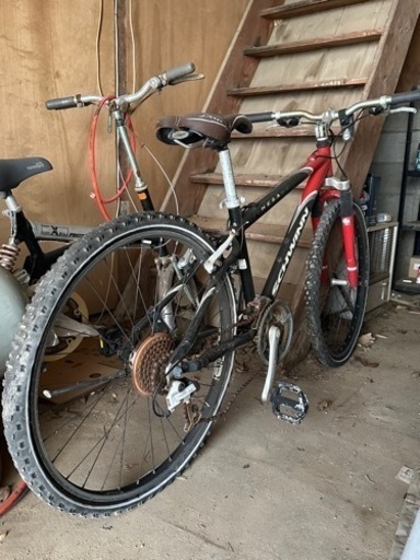 自転車 クロスバイク　シュイン　MESA GS