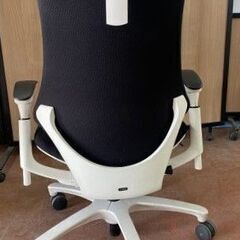 イトーキ　エフチェア　F椅子　座面高さ：40㎝　ジャンク扱いの画像