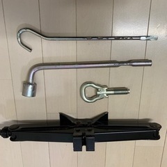 【値引きしました！】ダイハツ　タント　ジャッキセット➕けん引フック