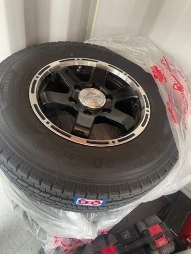 ハイエーススタッドレスホイルセット