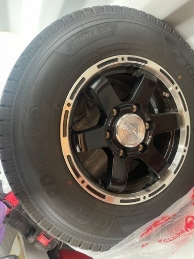 ハイエーススタッドレスホイルセット