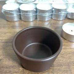 【IKEA アロマキャンドル バニラホルダーセット 30個入り】の画像