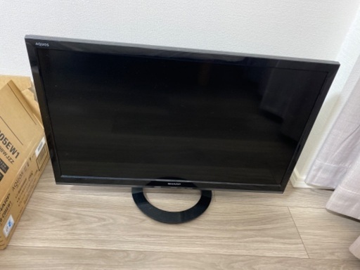 テレビ　24インチ　AQUOS SHARP