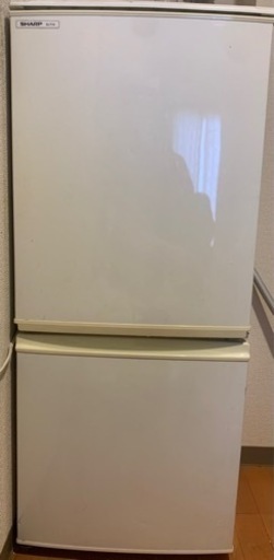 冷蔵庫の買い取り手を募集しています。