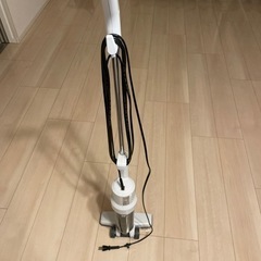 縦置き掃除機の画像