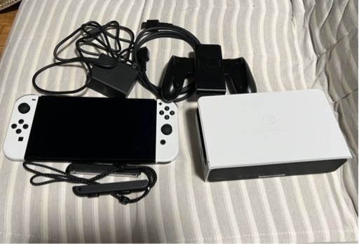 【中古】Nintendo Switch 有機ELモデル