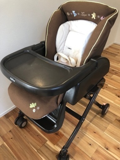 アップリカ ユラリズム くまさんと一緒 ハイローチェア