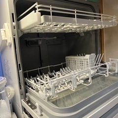 決まりました。　3/17以降お渡し　Panasonic 食洗機　NP-TH4 2021年製　【値下げ交渉承ります！】の画像