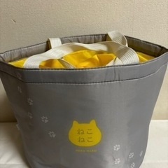 ねこねこ食パンの簡易保冷バッグ