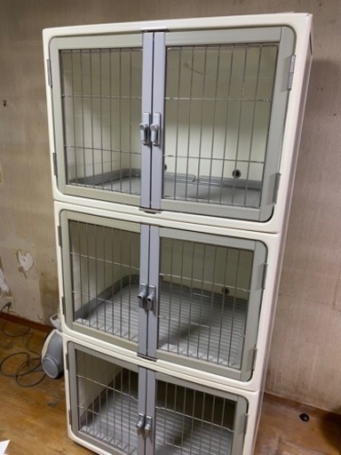 業務用犬・猫ゲージ、トリマー、ペットホテル