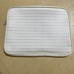 タブレットケース　1つ500円の画像