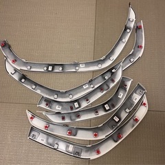 ランクル300 ZX　VJA300W　純正　オーバー フェンダー　ガーニッシュ　スポイラー　エアロ　サイドの画像