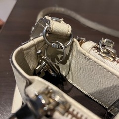 ショルダーバッグ(白)の画像