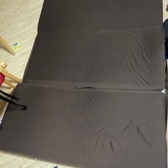 ダブル　三つ折りマットレスの画像