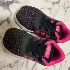 【adidas】ブラック×ピンク　スニーカー　14cm