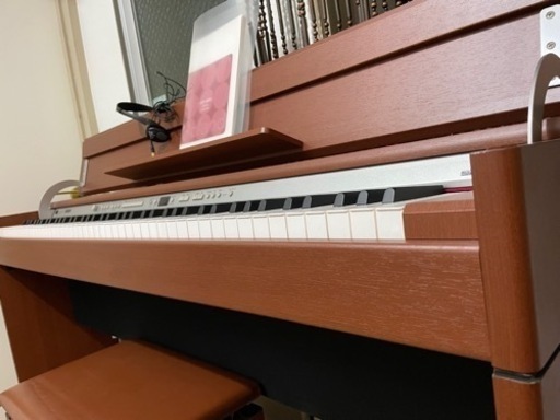 中古美品Roland ローランド 電子ピアノ 木目調DP-990 説明書、椅子、ヘッドホン付き
