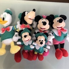 ディズニー　Disney クリスマスオーナメント　ぬいぐるみ グーフィー　ミニーの画像