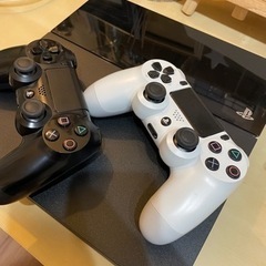 取引中　ps4 本体　コントローラ2個付き