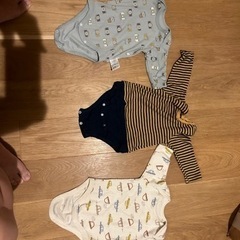 子供服、ベビー服、7点セット、できるかな、トイストーリーなどのロンパース、肌着、ズボン、ロンパース ベビー肌着 ベビー服 70 80の画像