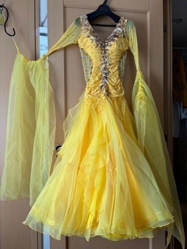 社交ダンスの中古ドレス