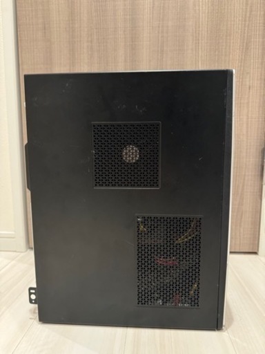 【ゲーミングPC】i7 9700 / Radeon RX6600 / メモリ16GB / SSD 256GB + HDD 1TB