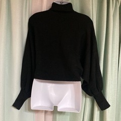 924.黒の裾短長袖トップス⭐︎の画像