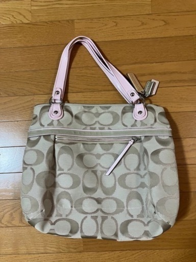 A4もcoachトートバック