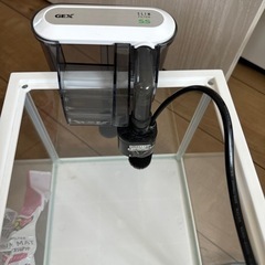 GEX 20cm キューブ 水槽の画像